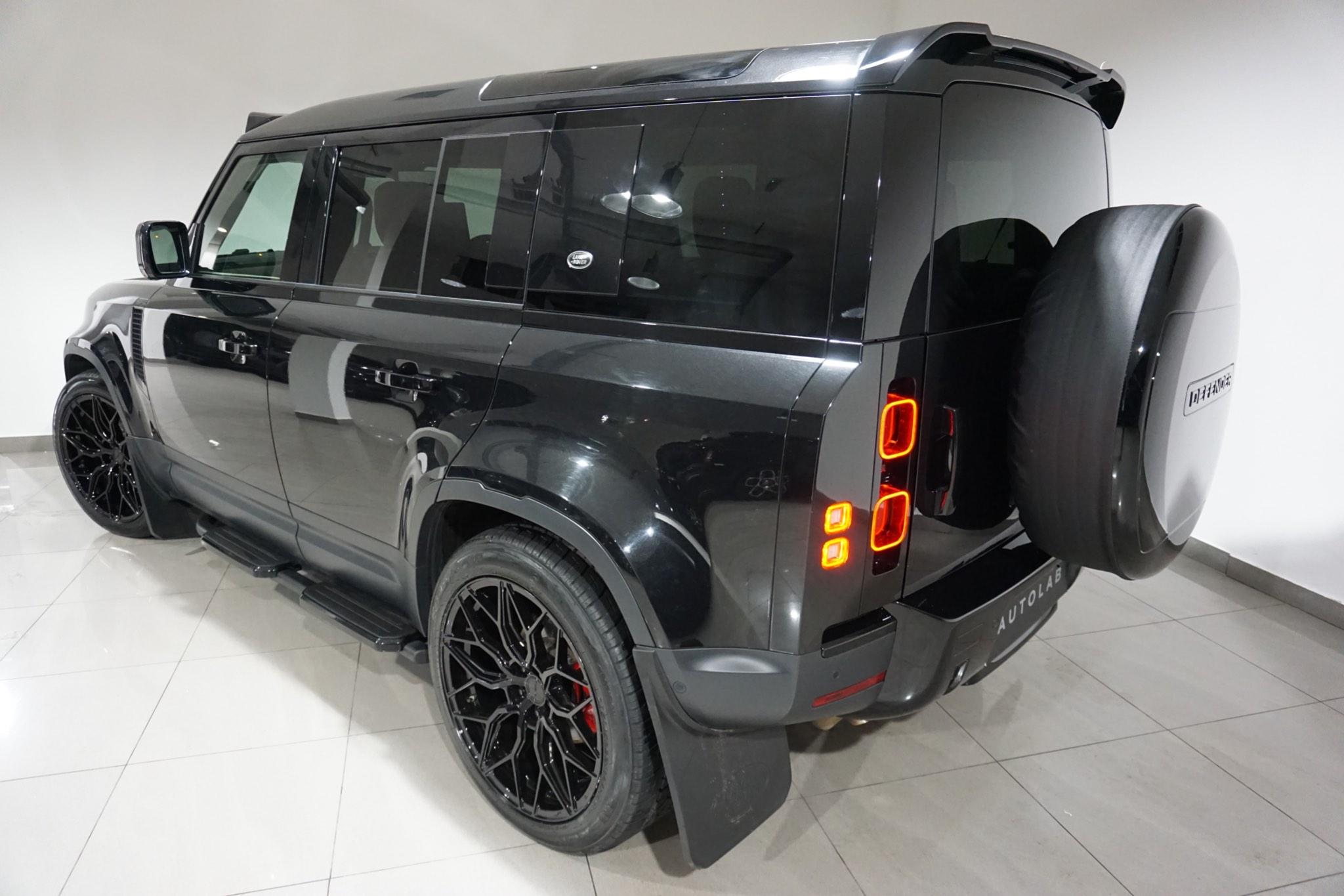 Land Rover Defender 110 3.0 D200 MHEV SE Auto 4WD Euro 6 (s/s) 5dr